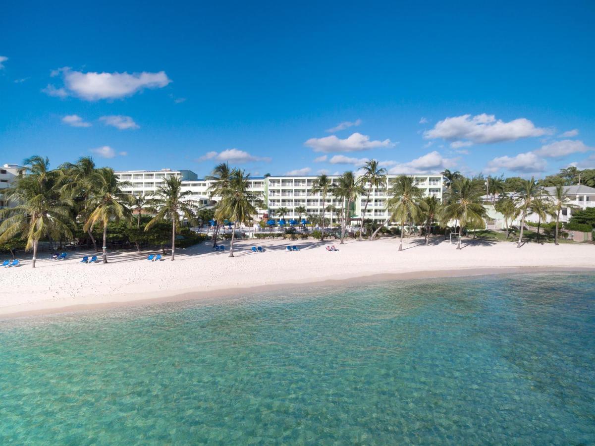 Coconut Court Beach Hotel Крайст-Черч Экстерьер фото